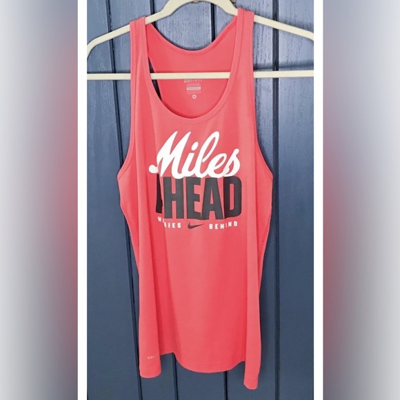Nike Dri Fit Miles Ahead Racerback Tank Top Medium Gorpcore Athletic Wear - Picture 1 of 3